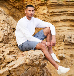 View FOTL Mens Classic Set-In Sweat