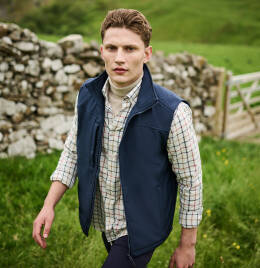 View Regatta Mens Flux Softshell Bodywarmer